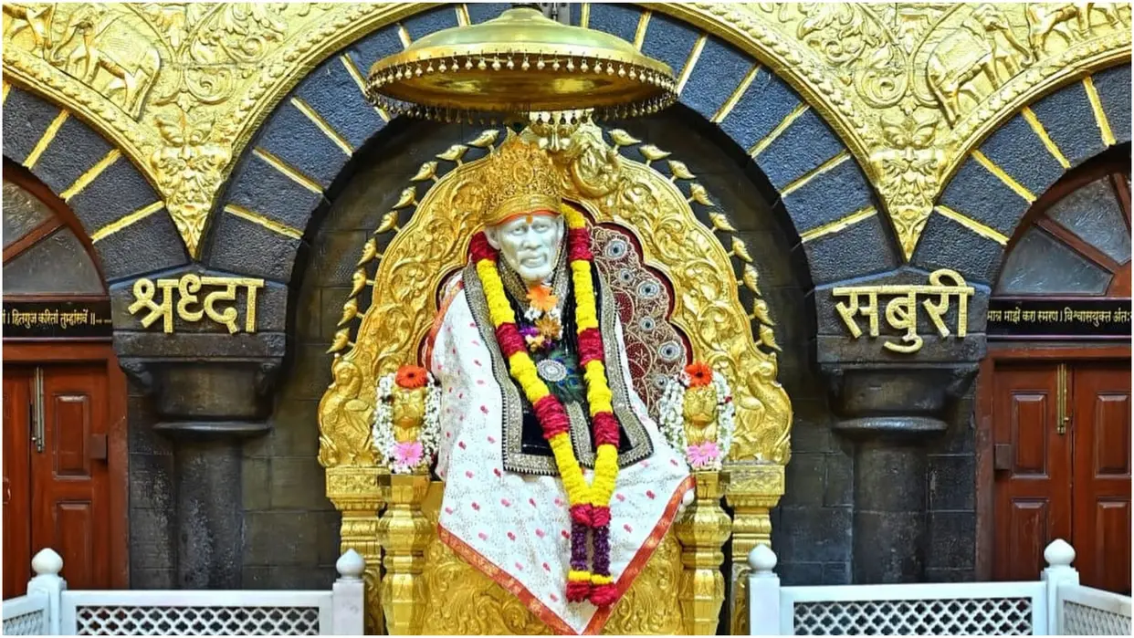 Shirdi Sai Baba & Shani Shingnapur Tour